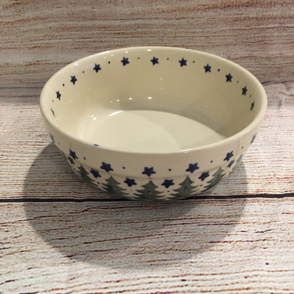 3/$40 Polish Pottery 6” Christmas Bowl - Picture 2 of 5